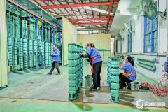 <b>三年铸就“盐湖样本”</b>